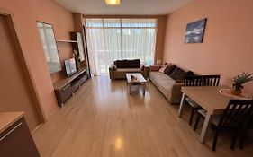 Lovely Apartments In Imanta With Free Parking