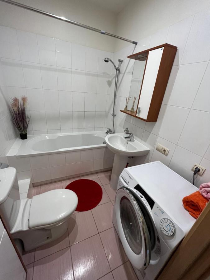 Lovely Apartments In Imanta With Free Parking Ryga Zewnętrze zdjęcie